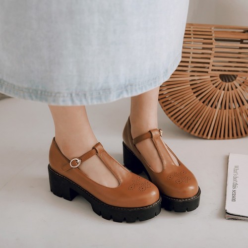 t strap platforms
